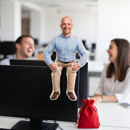 Sosia del collega in ufficio