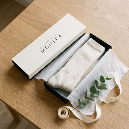 Confezione Premium Monera aperta con calzini